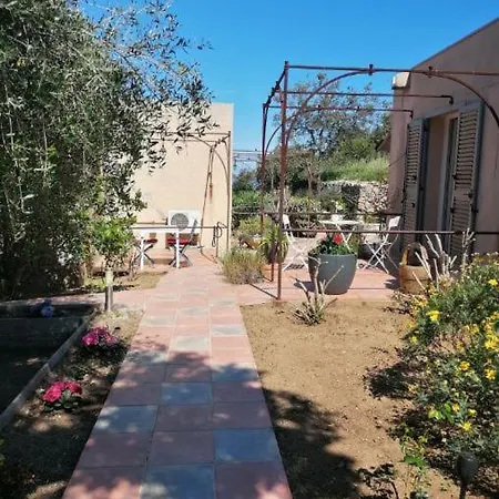 Bed & Breakfast Tre Castelli