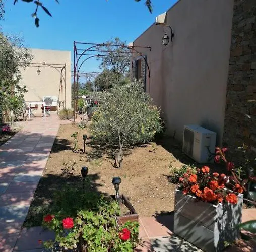 Tre Castelli Monticello