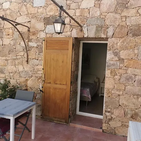 Tre Castelli Frühstückspension 3*