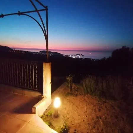 Tre Castelli Alojamento de Acomodação e Pequeno-almoço Monticello