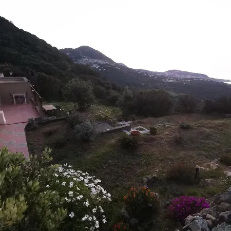 Tre Castelli Frühstückspension 3*