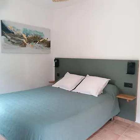 Alojamento de Acomodação e Pequeno-almoço Tre Castelli